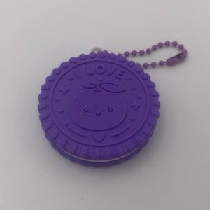 Cookie Gyul morada impresa en 3D con mandarina en relieve y texto I love