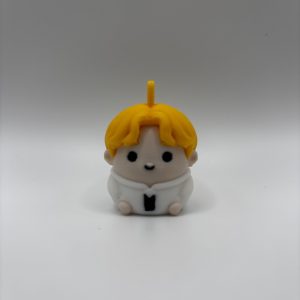 Figura Mochi Pollito impresa en 3D, personaje decorativo de diseño original de Obrador3D